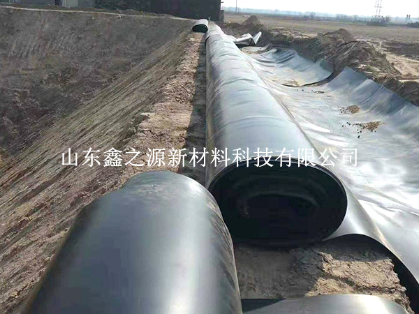 養(yǎng)殖防滲膜適應(yīng)環(huán)境能力強，可鋪設(shè)多種環(huán)境下