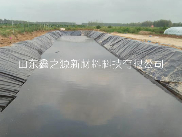 鋪設(shè)hdpe土工膜時(shí)可進(jìn)行無縫連接嗎？